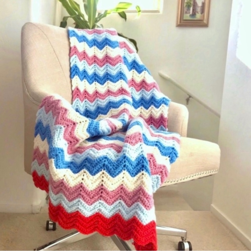 Vintage Afghan Chevron Crochet Throw Blanket Red White Blue Mauve